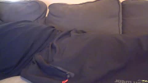 smallandshy1980 online show from January 14, 2026, 9:26 am