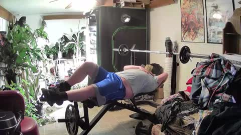 Snapshot of smallchubbers chatting on February 18, 2025, 11:52 pm smallchubbers online show from February 18, 2025, 11:52 pm