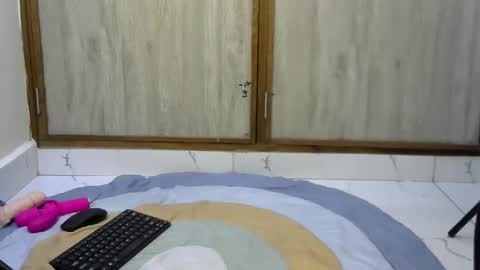 spicey online show from October 7, 2025, 11:51 am