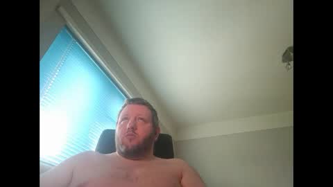 Snapshot of smallone19832 chatting on February 9, 2025, 9:58 am smallone19832 online show from February 9, 2025, 9:58 am