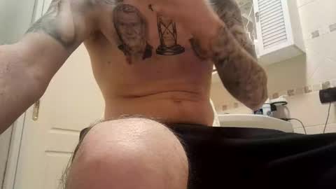 smallone8825 online show from May 1, 2026, 5:45 am