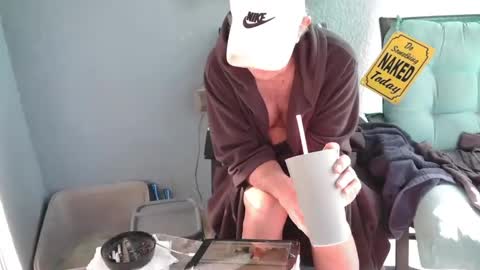 Daddy online show from December 5, 2025, 3:20 pm