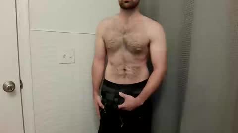Snapshot of smallthrob chatting on June 5, 2026, 6:46 pm smallthrob online show from June 5, 2026, 6:46 pm