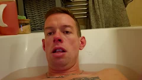 smallville456 online show from December 17, 2025, 5:52 pm