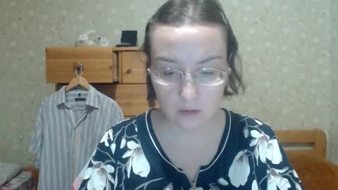 smart_rose online show from March 16, 2026, 7:51 pm