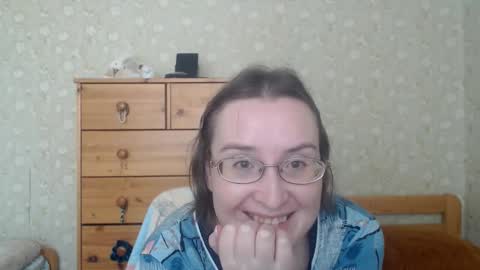 smart_rose online show from March 26, 2026, 12:11 pm