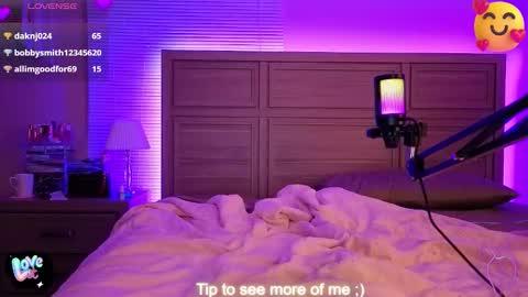 Smexy online show from November 1, 2025, 3:52 am