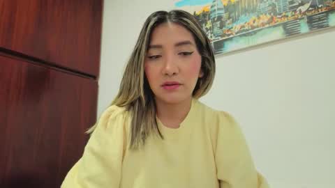 smile__1 online show from February 26, 2026, 12:59 pm