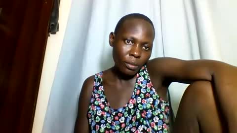 Snapshot of smilecuty chatting on October 20, 2025, 6:36 am Nancy Akinyi Otieno online show from October 20, 2025, 6:36 am