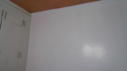 Snapshot of smiley_luv1 chatting on December 13, 2025, 9:42 pm smiley luv1 online show from December 13, 2025, 9:42 pm