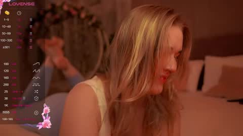 Mia online show from September 10, 2025, 7:08 am