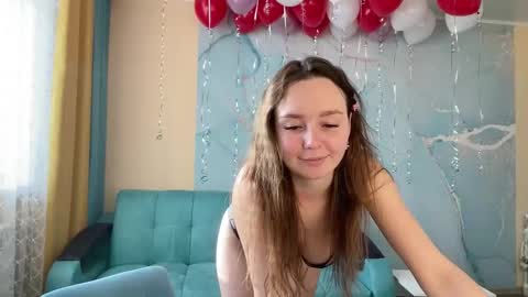 smiling_riddle online show from February 13, 2025, 12:00 pm