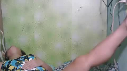 smilinglady27 online show from December 12, 2024, 10:34 am