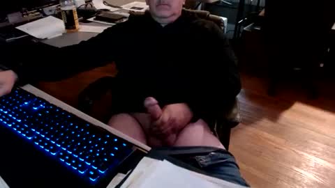 Snapshot of smly chatting on November 13, 2025, 8:30 pm smly online show from November 13, 2025, 8:30 pm