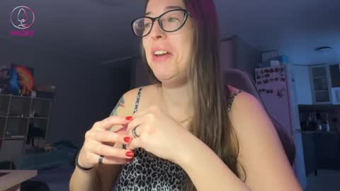 Erin Molony  Lina Ilves  WildTali  online show from January 31, 2025, 10:42 am