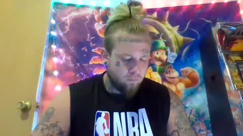 smoke online show from September 15, 2025, 12:38 pm