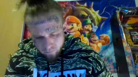 smoke online show from December 18, 2025, 2:56 pm