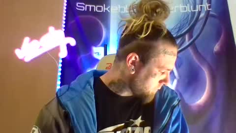 smoke online show from February 25, 2026, 11:03 pm