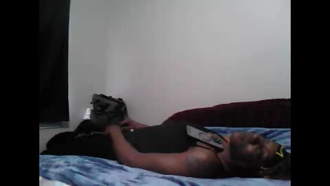 SmokeGoddess35 online show from September 27, 2025, 9:20 pm