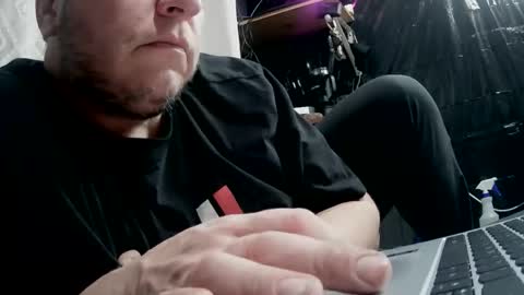 love bug online show from January 7, 2026, 8:50 am