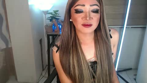 Amanda online show from March 9, 2025, 7:37 pm