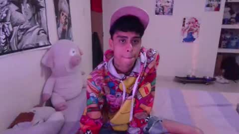 Snapshot of smoker00teddybear chatting on December 7, 2024, 7:05 am teddy online show from December 7, 2024, 7:05 am