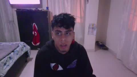Snapshot of smoker00teddybear chatting on December 21, 2024, 5:36 am teddy online show from December 21, 2024, 5:36 am