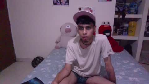Snapshot of smoker00teddybear chatting on December 28, 2024, 6:49 am teddy online show from December 28, 2024, 6:49 am