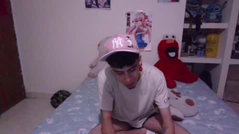 Snapshot of smoker00teddybear chatting on December 28, 2024, 9:52 am teddy online show from December 28, 2024, 9:52 am
