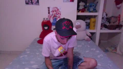 Snapshot of smoker00teddybear chatting on January 4, 2025, 6:52 am teddy online show from January 4, 2025, 6:52 am