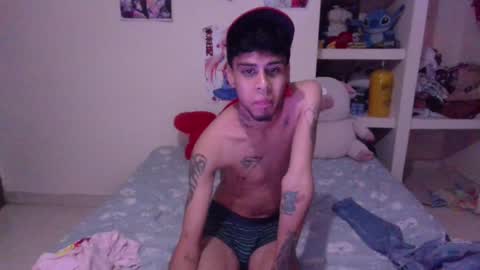 Snapshot of smoker00teddybear chatting on January 4, 2025, 9:54 am teddy online show from January 4, 2025, 9:54 am