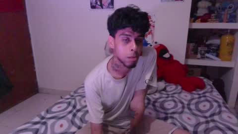 Snapshot of smoker00teddybear chatting on January 25, 2025, 7:49 am teddy online show from January 25, 2025, 7:49 am