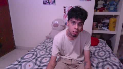 Snapshot of smoker00teddybear chatting on January 25, 2025, 10:51 am teddy online show from January 25, 2025, 10:51 am