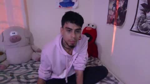 Snapshot of smoker00teddybear chatting on February 22, 2025, 10:07 am teddy online show from February 22, 2025, 10:07 am