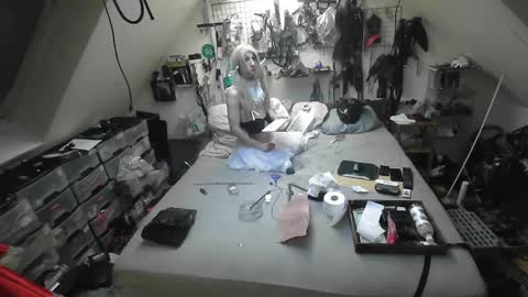 smokeslut365 online show from February 5, 2025, 10:55 pm