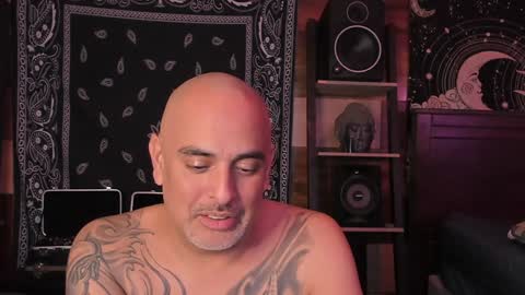 Smokey915 online show from January 11, 2025, 5:41 am