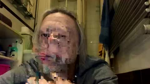 Snapshot of smokingtime chatting on December 16, 2025, 8:58 pm Smokingtime online show from December 16, 2025, 8:58 pm