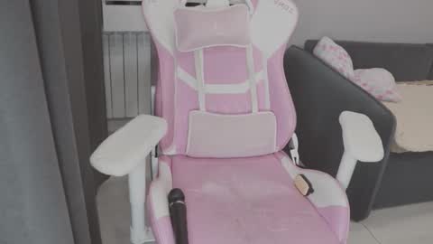 Kira  online show from February 21, 2026, 1:28 am