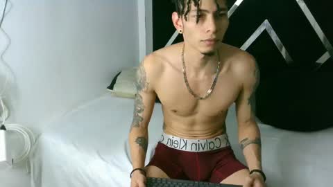 Snapshot of smooke_skinny chatting on January 10, 2025, 6:31 am Daniel Aston online show from January 10, 2025, 6:31 am