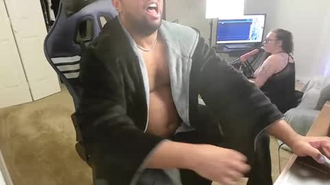 Smoothj2011 online show from February 25, 2025, 9:42 am