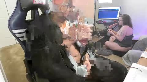 Smoothj2011 online show from February 26, 2025, 10:04 am