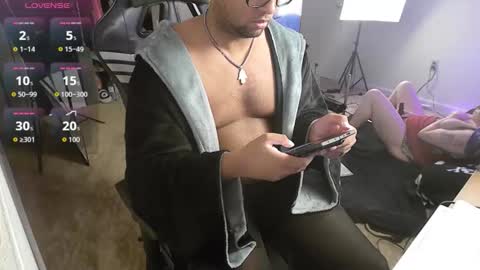 Smoothj2011 online show from October 10, 2025, 8:24 am