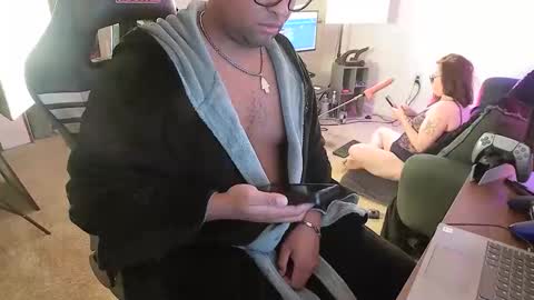 Smoothj2011 online show from January 9, 2026, 8:39 am