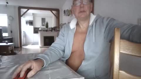 smoothy5460 online show from November 28, 2025, 8:28 am