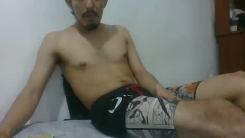 Snapshot of snackontime19 chatting on December 19, 2024, 2:56 am snackontime19 online show from December 19, 2024, 2:56 am