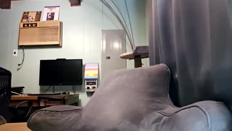 Snackyyyy online show from February 26, 2026, 2:43 am