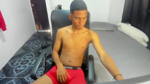 Snapshot of snak_master1 chatting on May 11, 2026, 12:11 pm snak_master1 online show from May 11, 2026, 12:11 pm