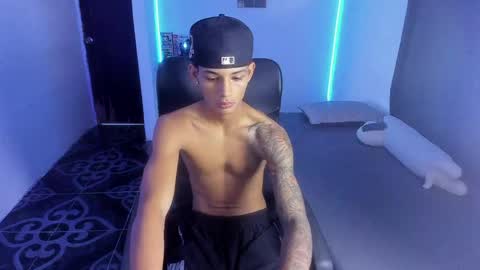 Snapshot of snak_master1 chatting on June 5, 2026, 7:19 pm snak_master1 online show from June 5, 2026, 7:19 pm