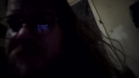 Snapshot of sniffyourstank chatting on August 4, 2026, 7:22 am sniffyourstank online show from August 4, 2026, 7:22 am