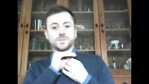 snoecks online show from February 18, 2026, 8:43 am